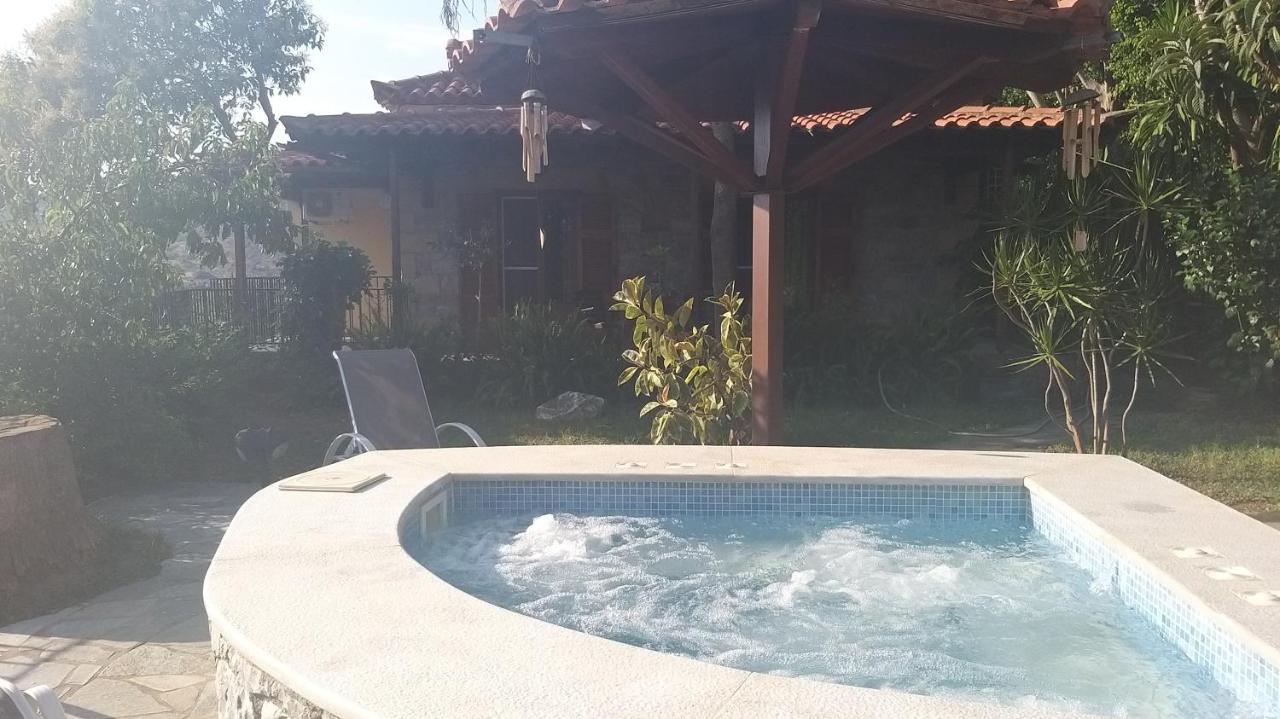 Villa Onar A Stone House With Amazing View 斯陶帕 外观 照片