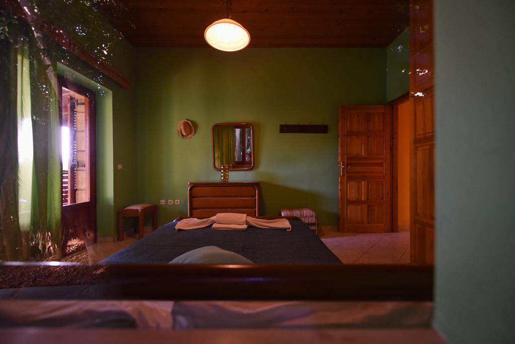 Villa Onar A Stone House With Amazing View 斯陶帕 外观 照片