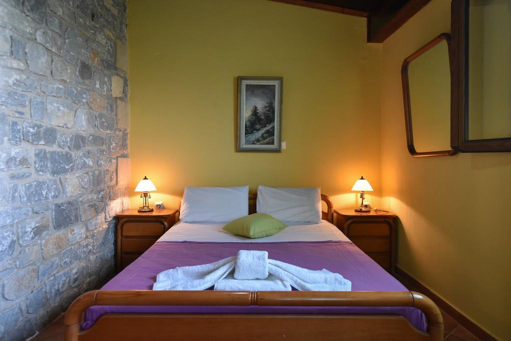 Villa Onar A Stone House With Amazing View 斯陶帕 外观 照片